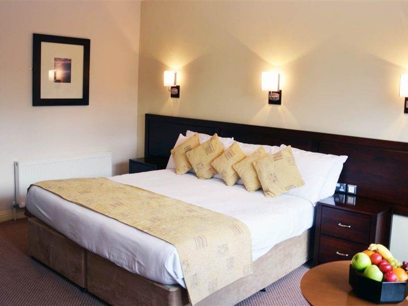 Kiltimagh Park Hotel Ngoại thất bức ảnh