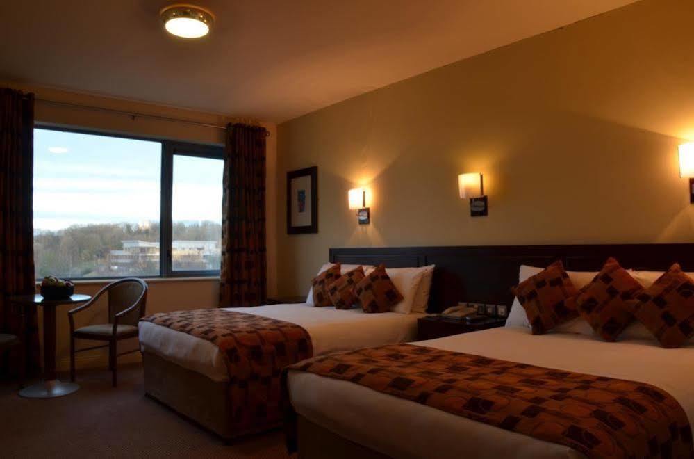 Kiltimagh Park Hotel Ngoại thất bức ảnh