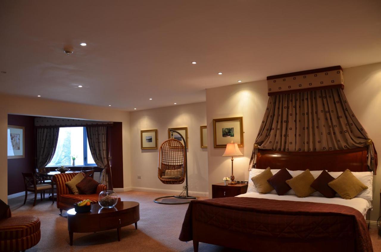 Kiltimagh Park Hotel Ngoại thất bức ảnh